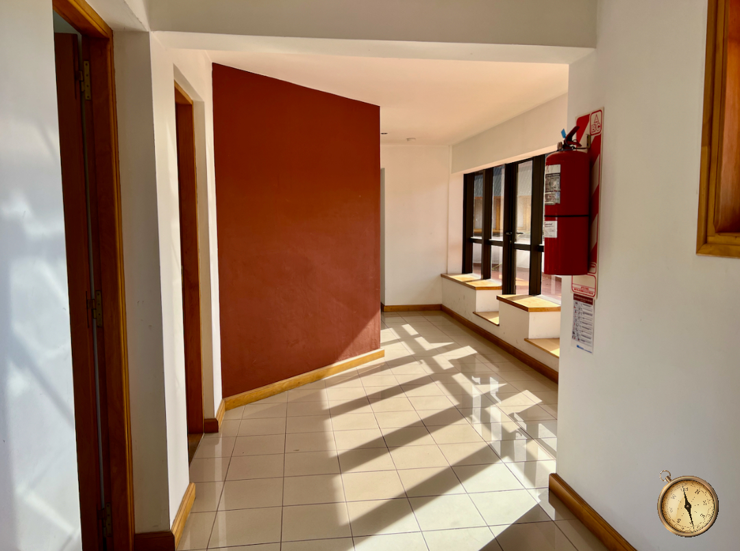 LC006- Oficinas en primer piso