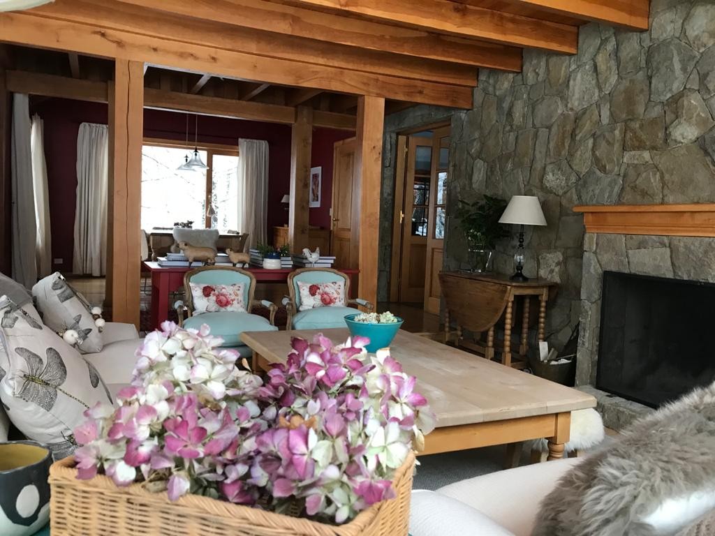 C182- Excelente casa de 3 dormitorios  230 m2 en lote de 741 m2 - Altos del Sol