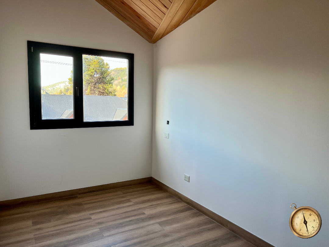 D168 - Departamentos de 2 dormitorios  - 78m 2 - Av San Martin y Rodhe Centro