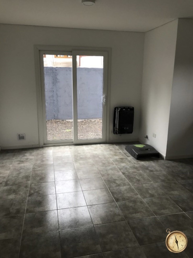 D201- Departamento monoambiente  28 m2 - 3 de caballeria - Centro