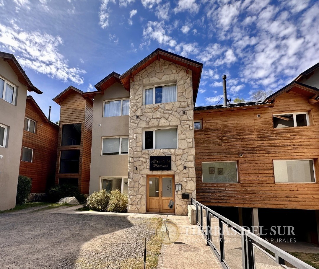 D224 - Departamento de 2 dormitorios con cochera 58 m2 -  Altos de la Montaña  - Altos del Sol