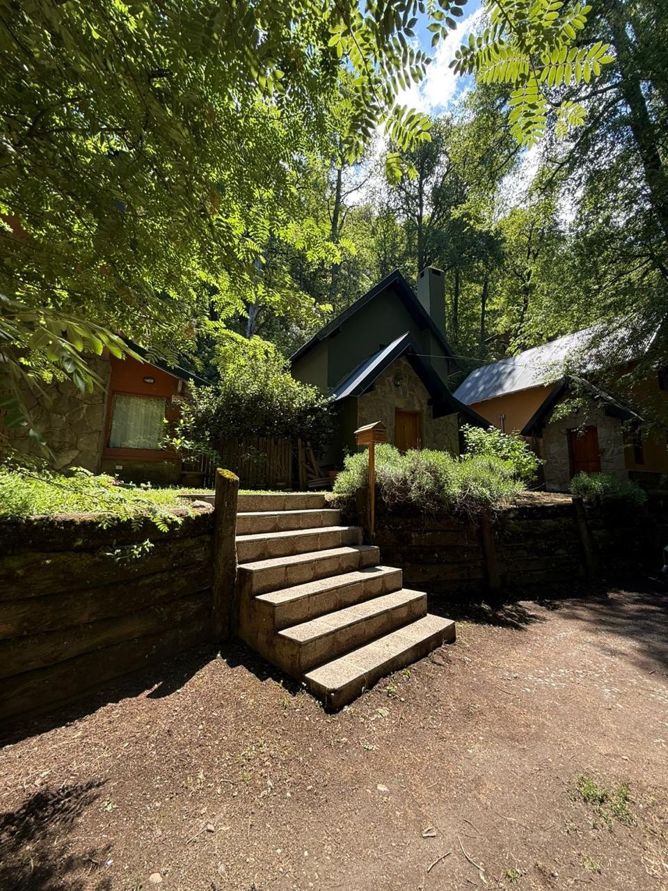 AL179 - Cabaña de dos dormitorios en Los Helechos - Altos del Sol