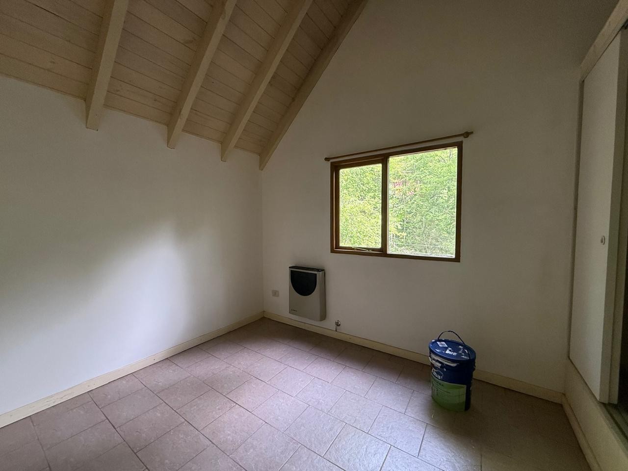 AL179 - Cabaña de dos dormitorios en Los Helechos - Altos del Sol